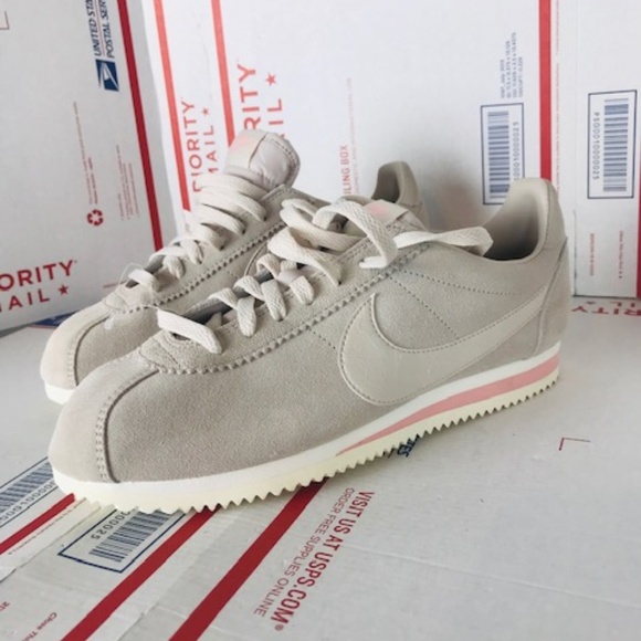 nike classic cortez trainers in sand suede